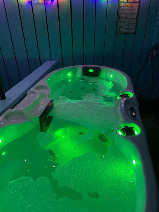 Bankhead Accommodation With Hot Tub Aberdeenshire Gamrie Экстерьер фото
